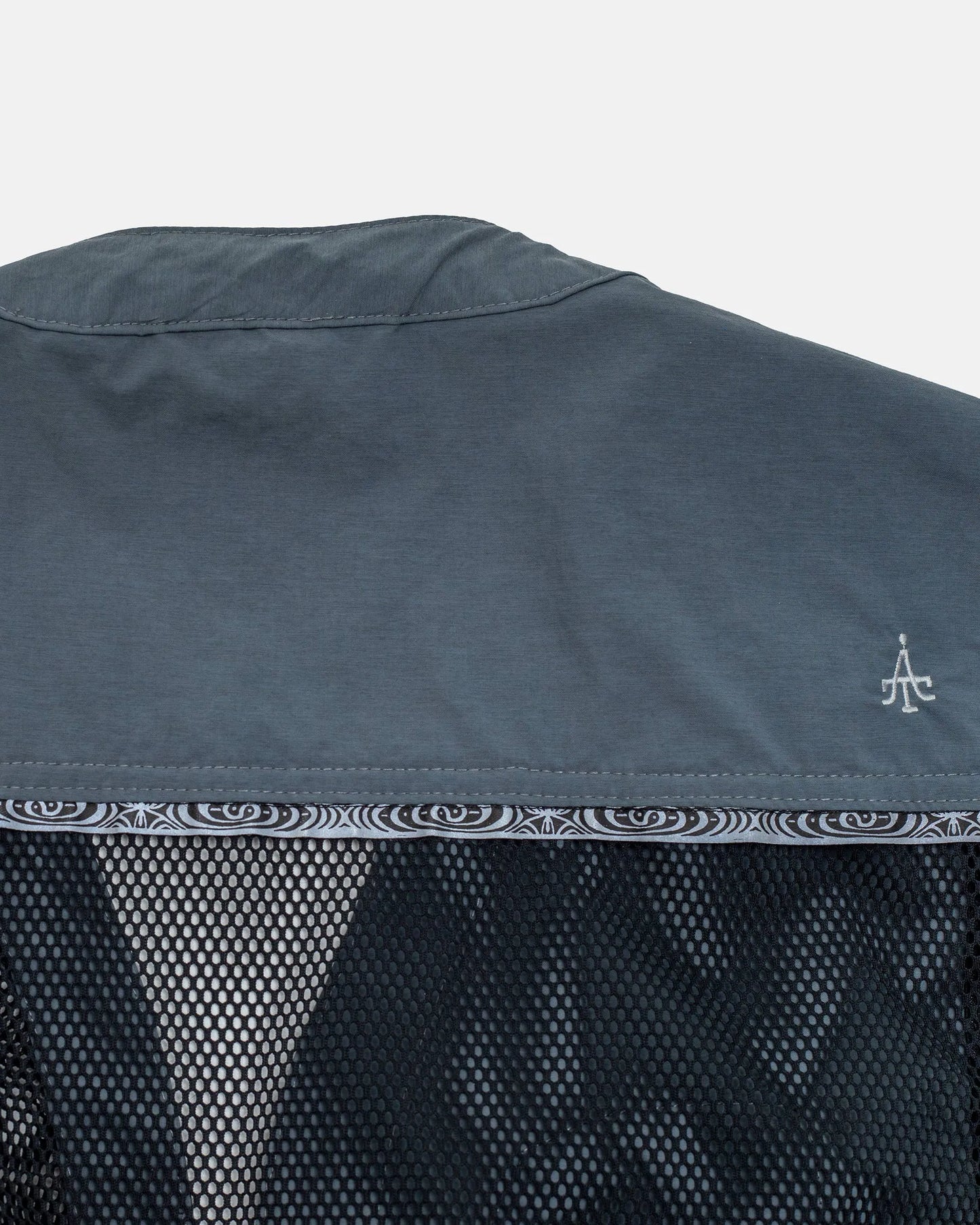 HOTE Utility Vest - GRAPHITE