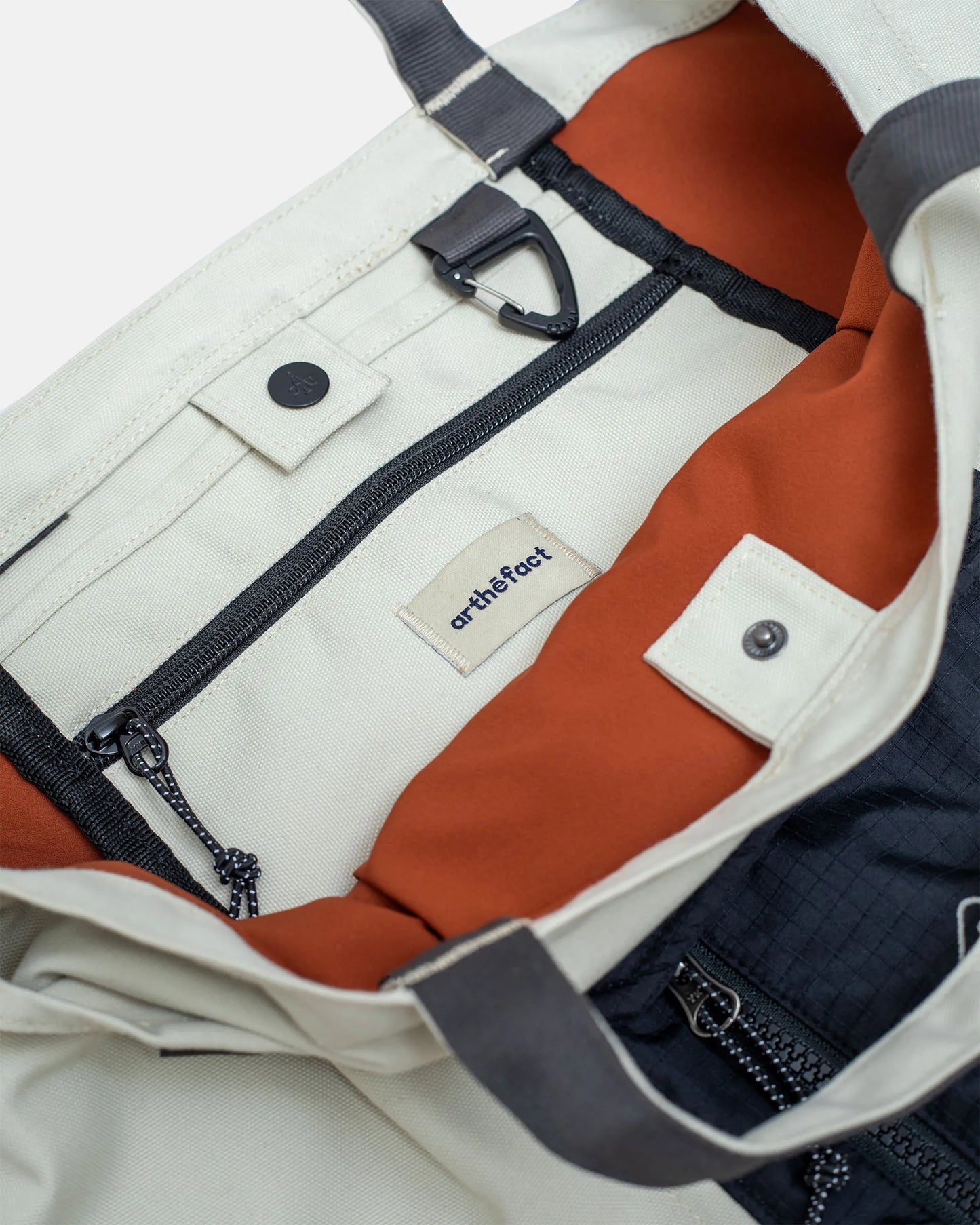 SABA Sling Bag - SANDSTONE