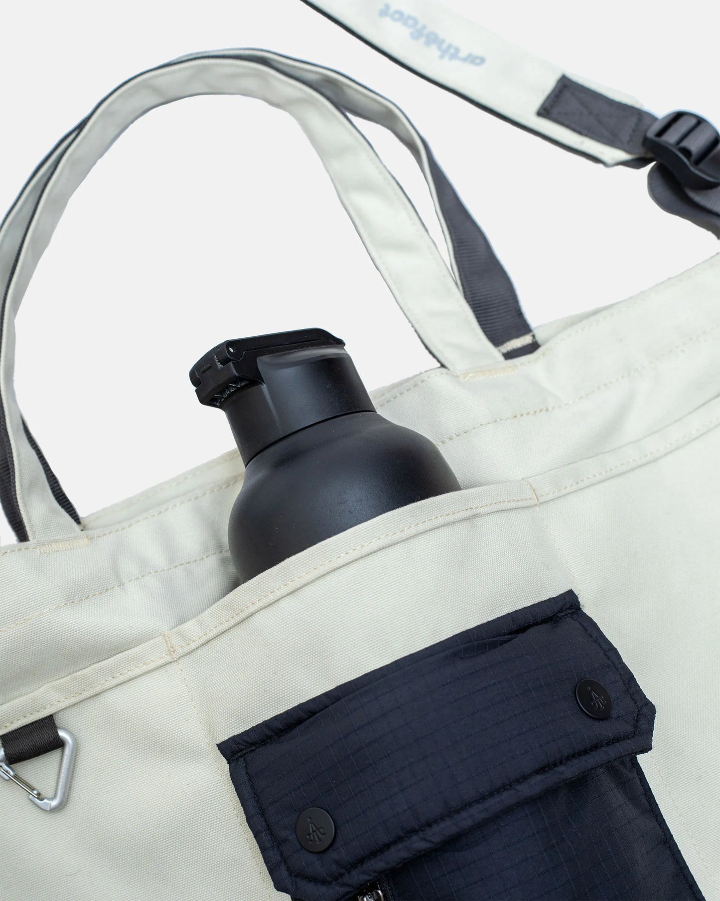 SABA Sling Bag - SANDSTONE