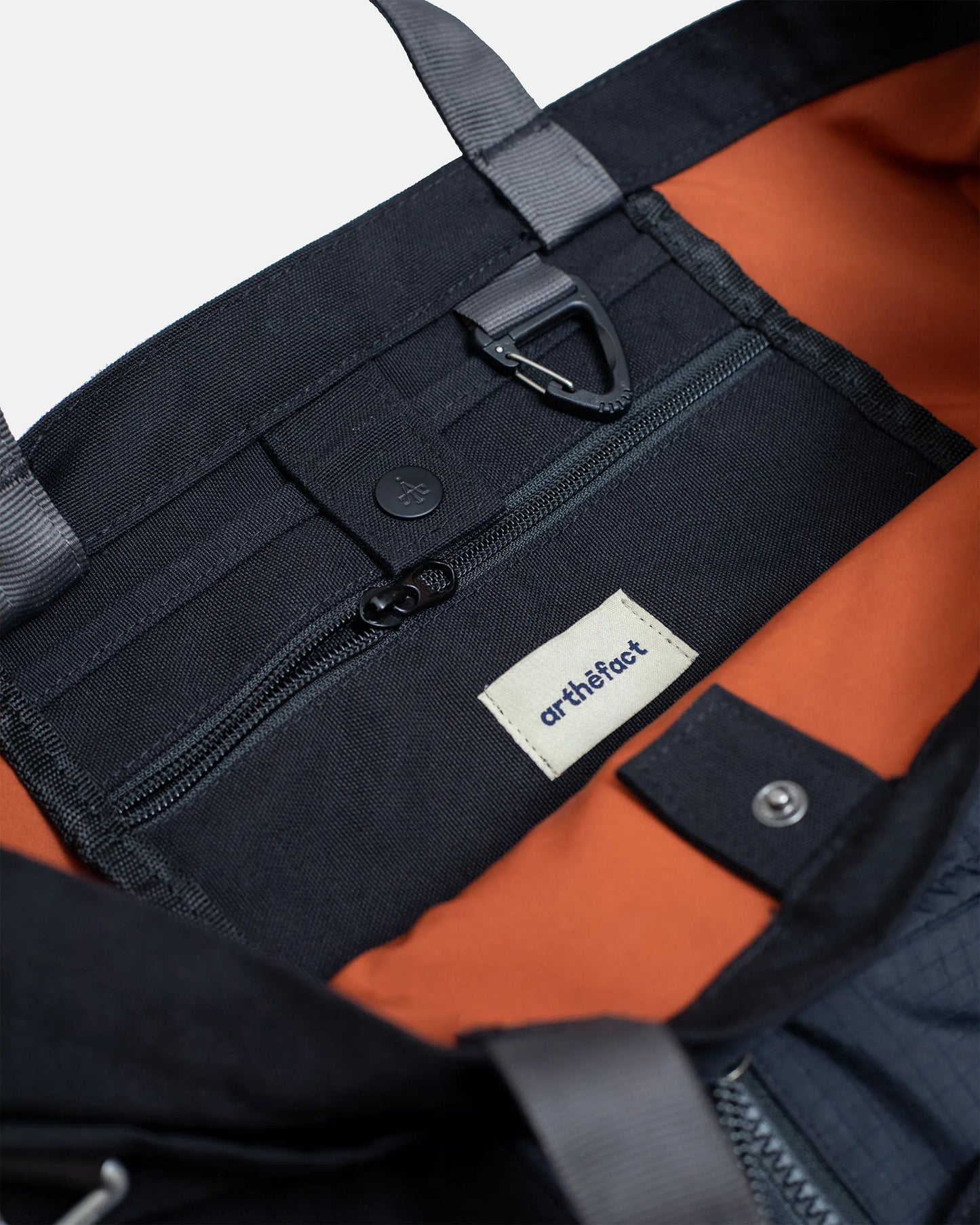 SABA Sling Bag - BLACK