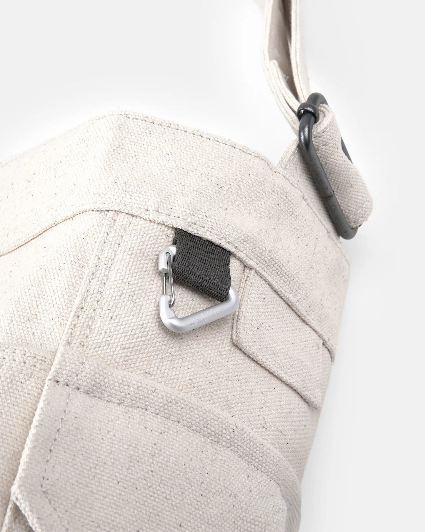 GATI Newspaper Bag - OFF WHITE