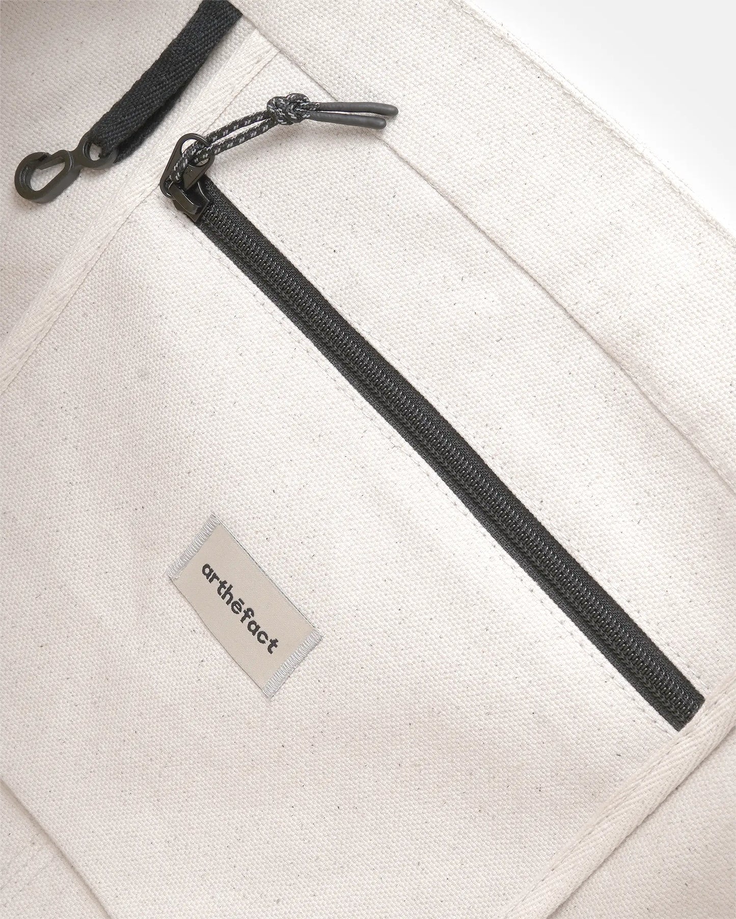 GATI Newspaper Bag - OFF WHITE