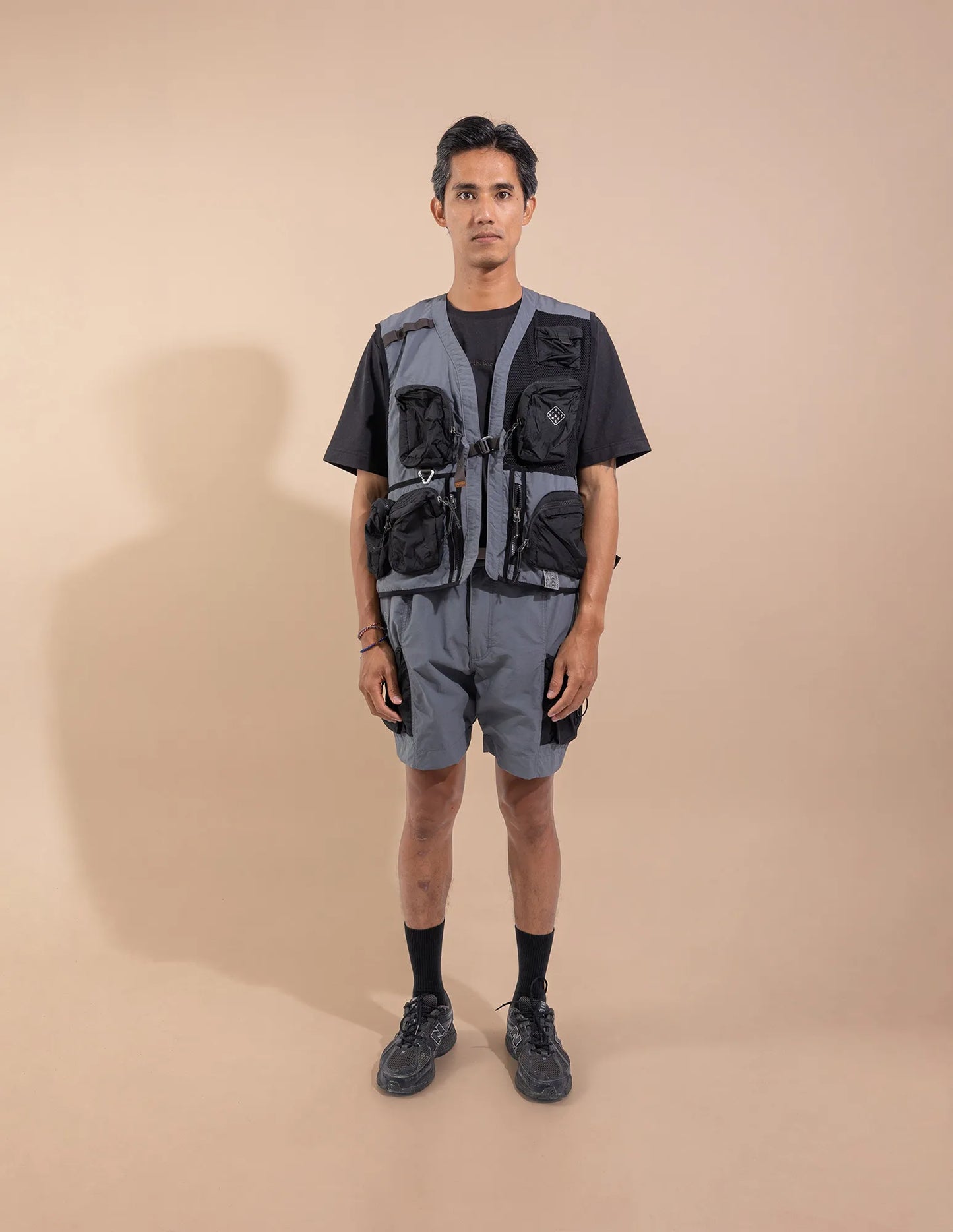 HOTE Utility Vest - GRAPHITE