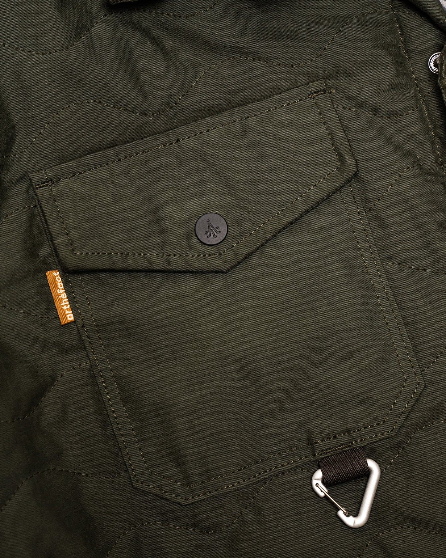 LOKI Quilted Jacket - Olive