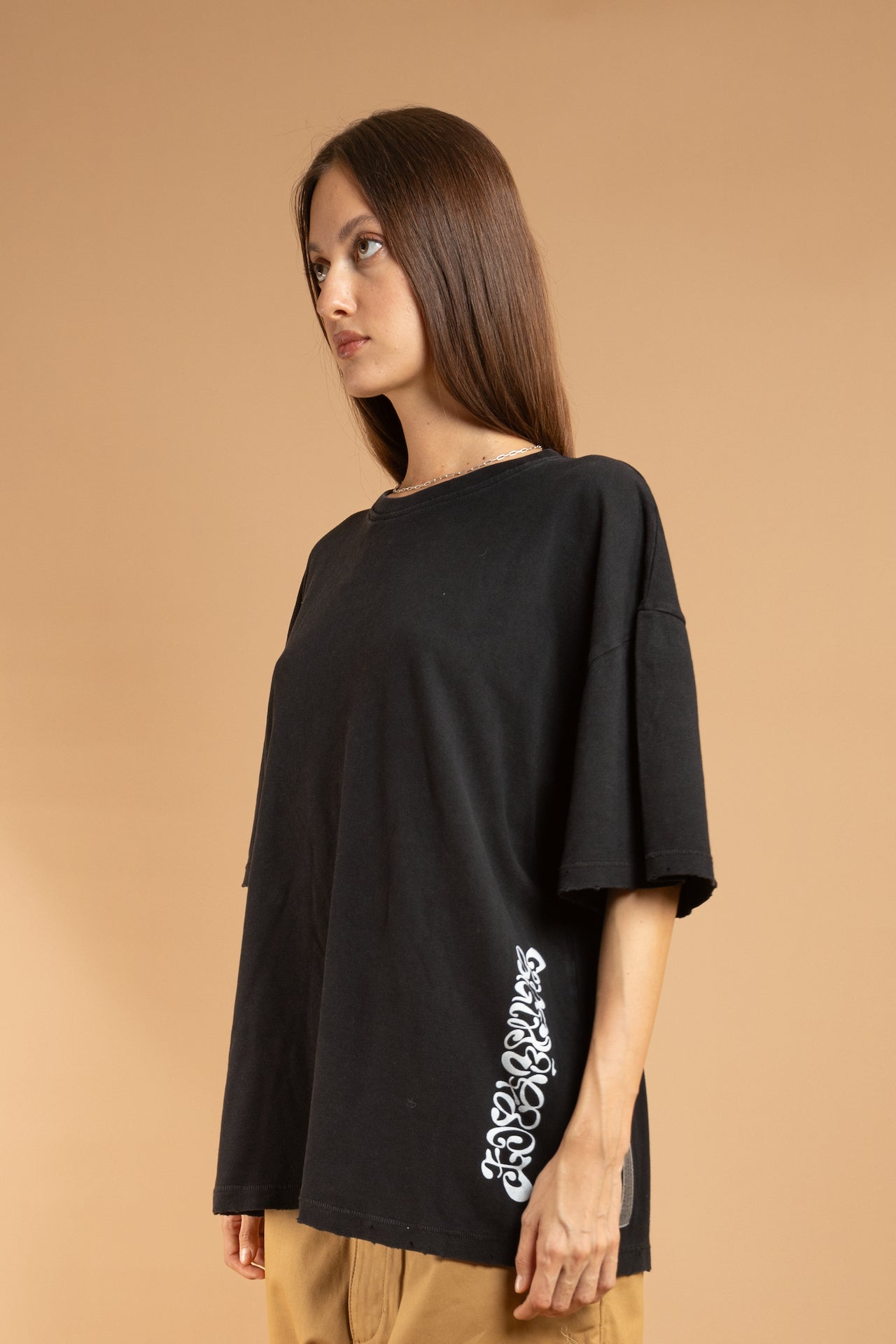 RAUNG Graphique T-Shirt - GILI - BLACK [PIGMENT DYED]