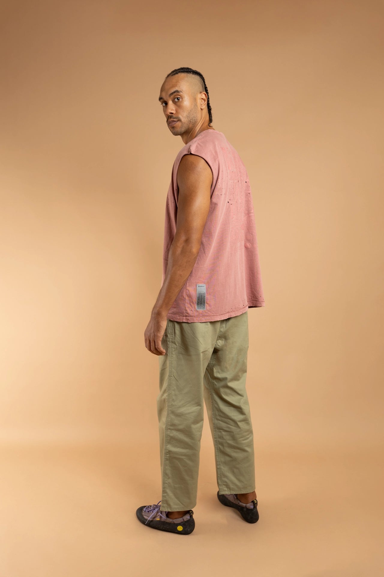 SORAKE Graphique Muscle Tee - KAMA - DUSTY ROSE [PIGMENT DYED]