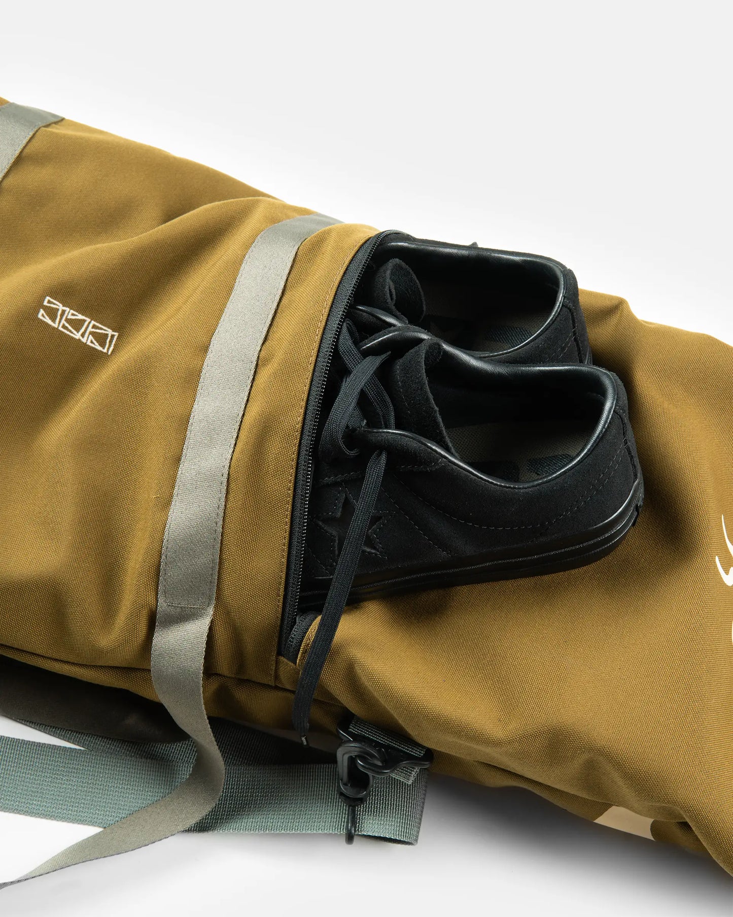 GODJI CCC-Vol.1 Rolltop Skate Bag - OLIVE