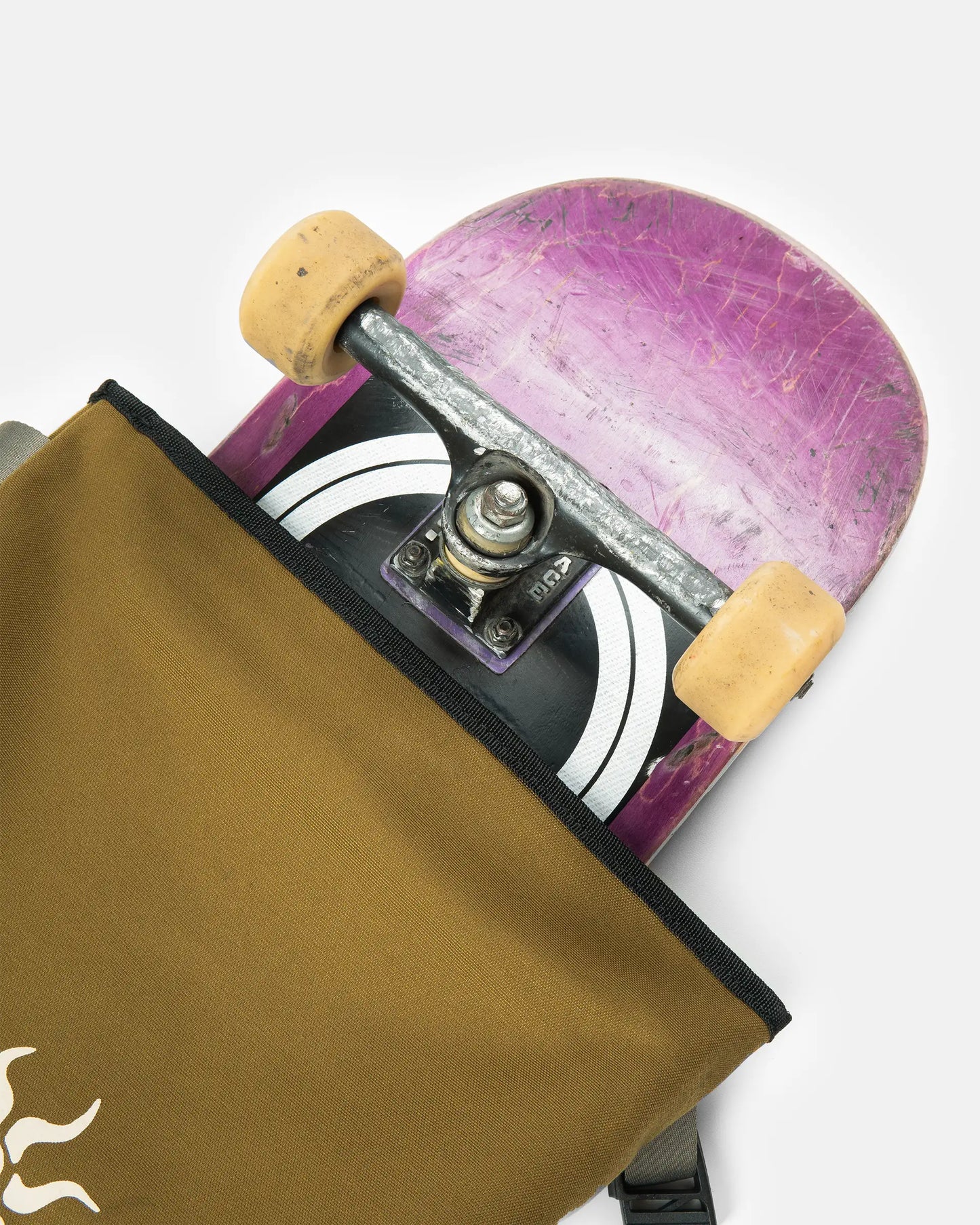 GODJI CCC-Vol.1 Rolltop Skate Bag - OLIVE