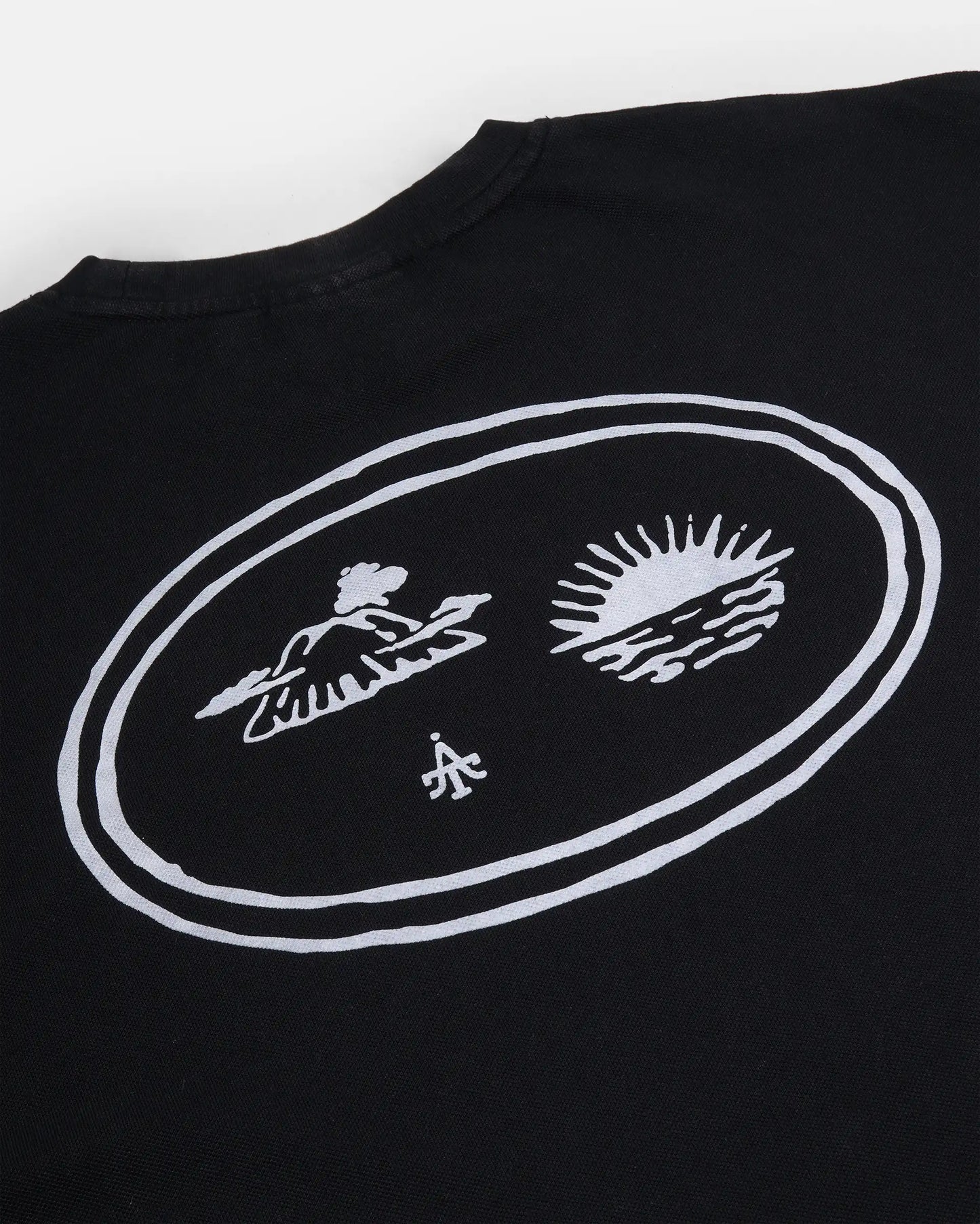 RAUNG Graphique T-Shirt - GILI - BLACK [PIGMENT DYED]