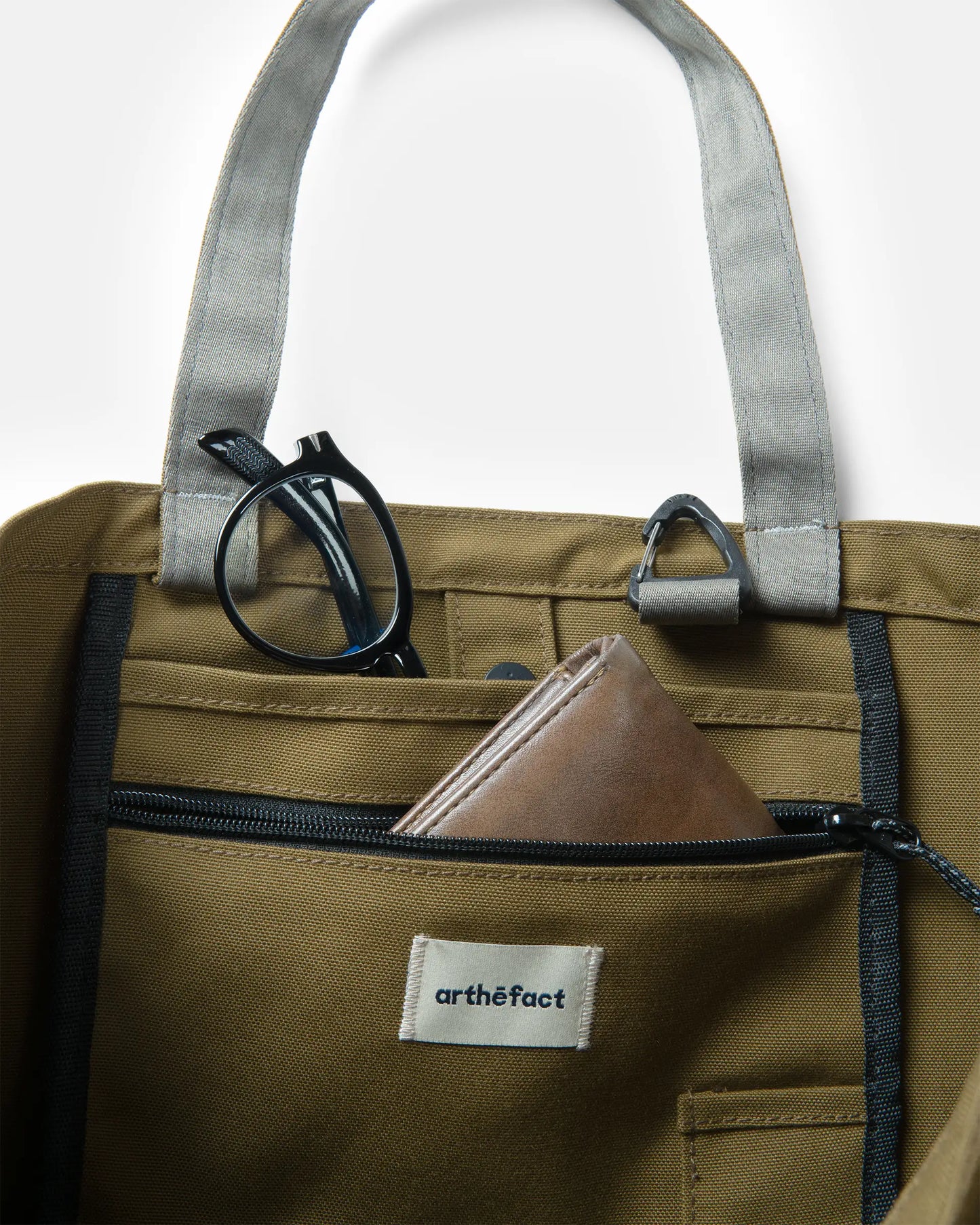 SABA CCC-Vol.1 Sling Bag - OLIVE